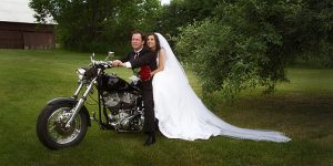 couple-maries-moto-st-lazare