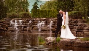 mariage-couple-mariee-chutes-chateau-vaudreuil